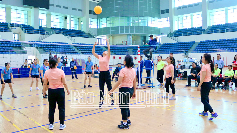 Giải bóng chuyền hơi nữ do Sở Văn hóa, Thể thao và Du lịch tổ chức.