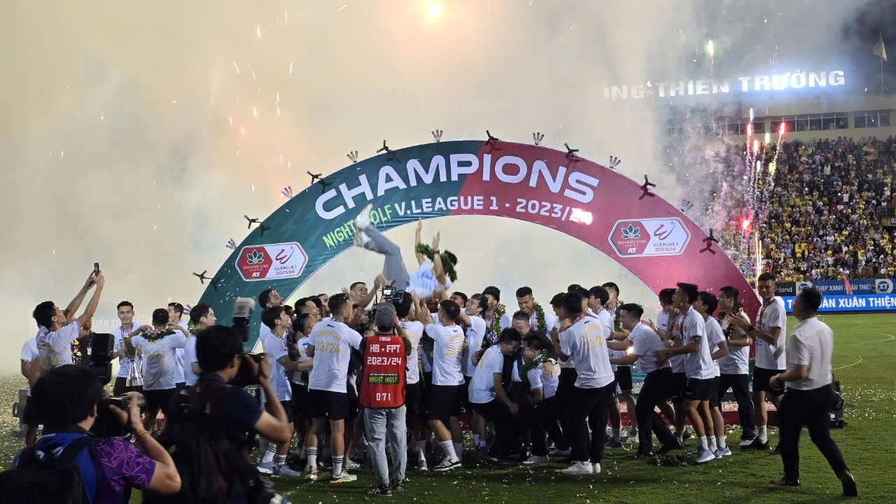 Với chức vô địch V-League 2023/2024, Thép Xanh Nam Định sẽ lần đầu tiên tham dự trận Siêu Cúp bóng đá Quốc gia, gặp Đông Á Thanh Hóa tại sân Thiên Trường ngày 31/8.

