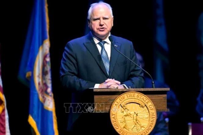 Thống đốc bang Minnesota Tim Walz. Ảnh: AP/TTXVN
