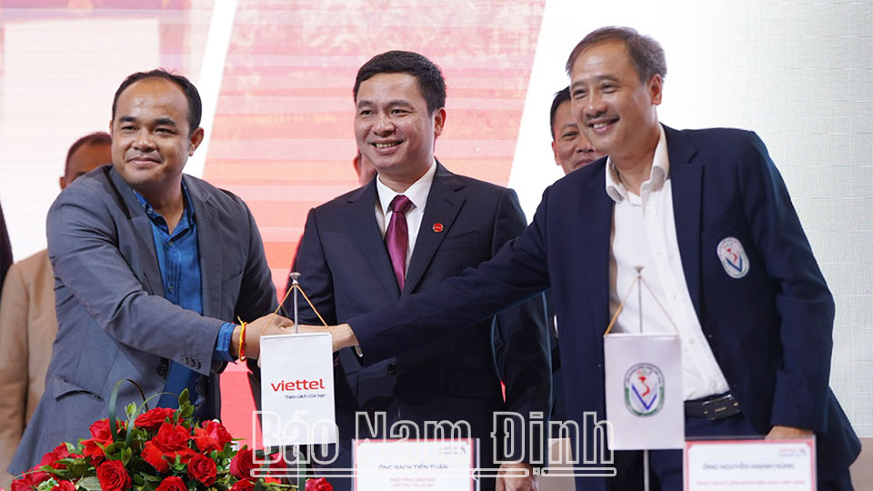 Công bố giải Viettel Marathon 2024 - Giải Marathon ba nước Đông Dương