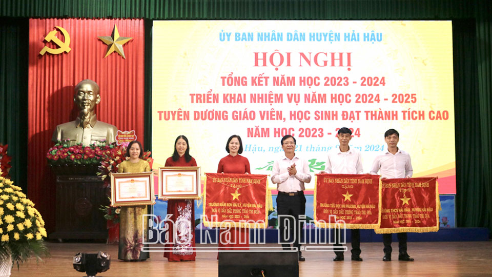 Huyện Hải Hậu tổng kết năm học 2023-2024, triển khai nhiệm vụ năm học 2024-2025