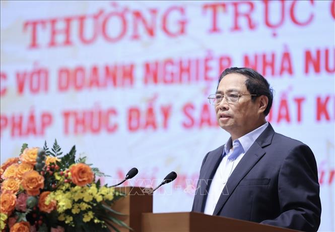 Thủ tướng Phạm Minh Chính phát biểu tại Hội nghị Thường trực Chính phủ làm việc với các doanh nghiệp nhà nước. 