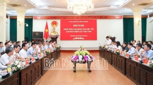 Đồng chí Chủ tịch UBND tỉnh làm việc với Tập đoàn Điện lực Việt Nam