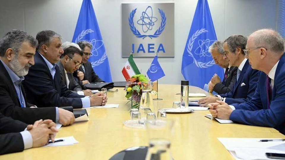 Cuộc họp của các quan chức Iran và IAEA.
