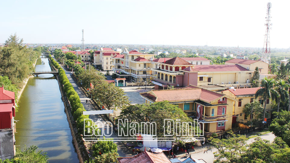 Hạ tầng kỹ thuật của thị trấn Cổ Lễ được đầu tư cải tạo, nâng cấp xứng đáng là trung tâm kinh tế - chính trị của huyện Trực Ninh.