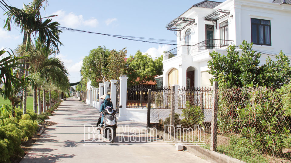 Làng quê xã Hải Nam (Hải Hậu) ngày càng khang trang, sạch đẹp.