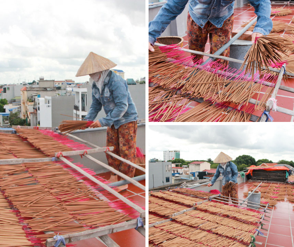Bà Lê Thị Xuyến, chủ cơ sở sản xuất hương ở phố Minh Khai (TP Nam Định) tranh thủ những ngày  trời nắng để phơi hương.