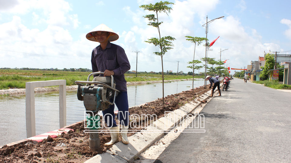 Giao Thủy đầu tư hạ tầng kỹ thuật
phục vụ phát triển kinh tế