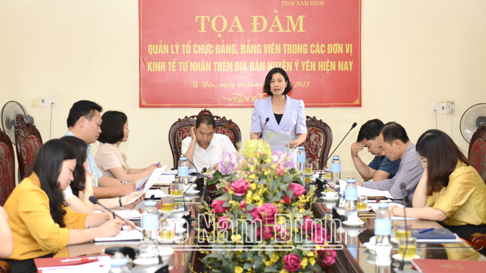 Quang cảnh hội nghị tọa đàm.