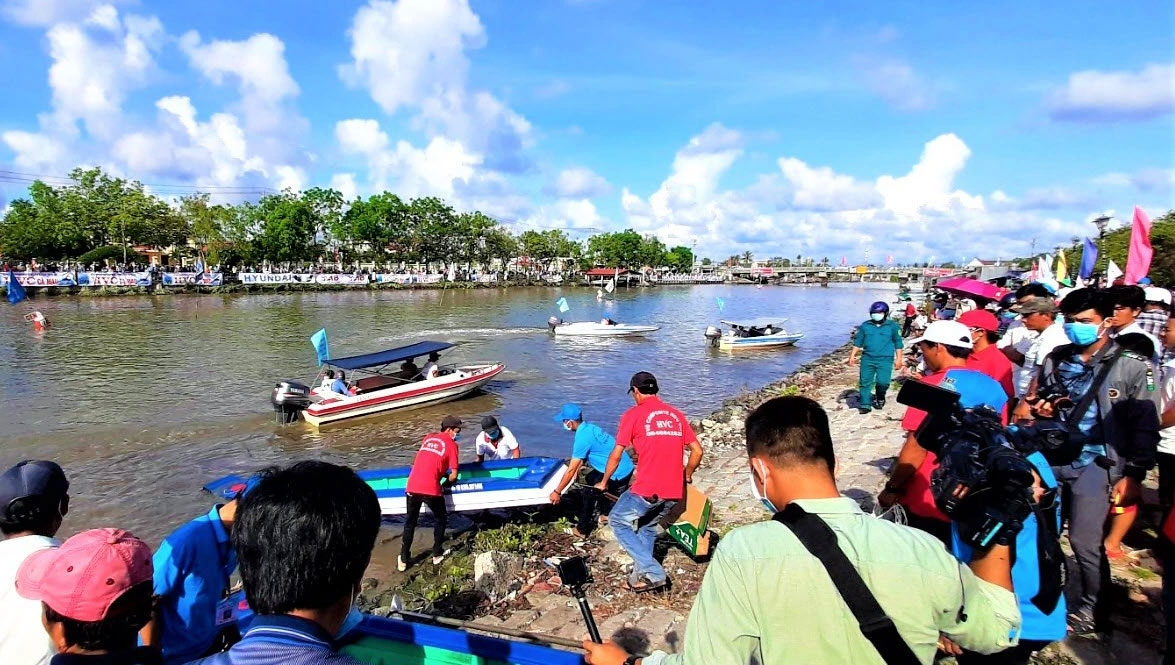 Trước đó, vào năm 2021 Cà Mau từng tổ chức giải đua vỏ lãi tại huyện Đầm Dơi