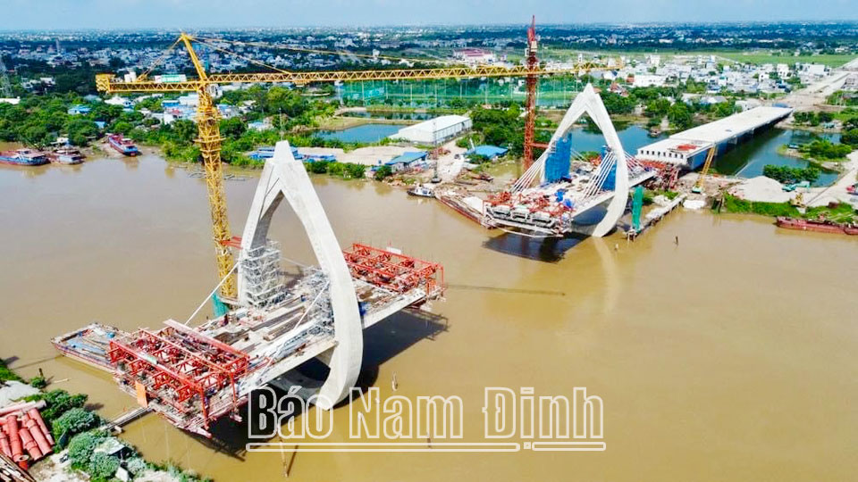 Tác phẩm dự thi Giải Búa liềm vàng lần thứ IX - năm 2024: Bứt phá thu hút đầu tư tại Nam Định: "Quả ngọt" từ nghị quyết đúng và trúng (Kỳ IV)