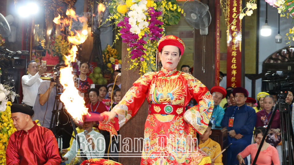 Bảo tồn và phát huy di sản văn hóa phi vật thể 
“Nghi lễ Chầu văn của người Việt” tại Nam Định