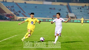 CLB Nam Định gặp khó trong cuộc đua trụ hạng sau trận thua CLB Hải Phòng