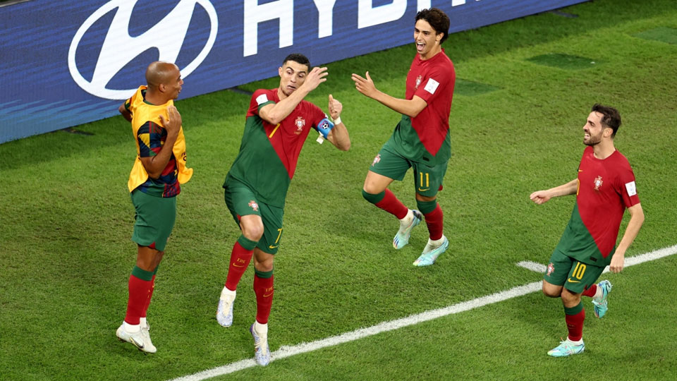Nhận định Bồ Đào Nha - Uruguay: Messi gọi, Ronaldo trả lời?