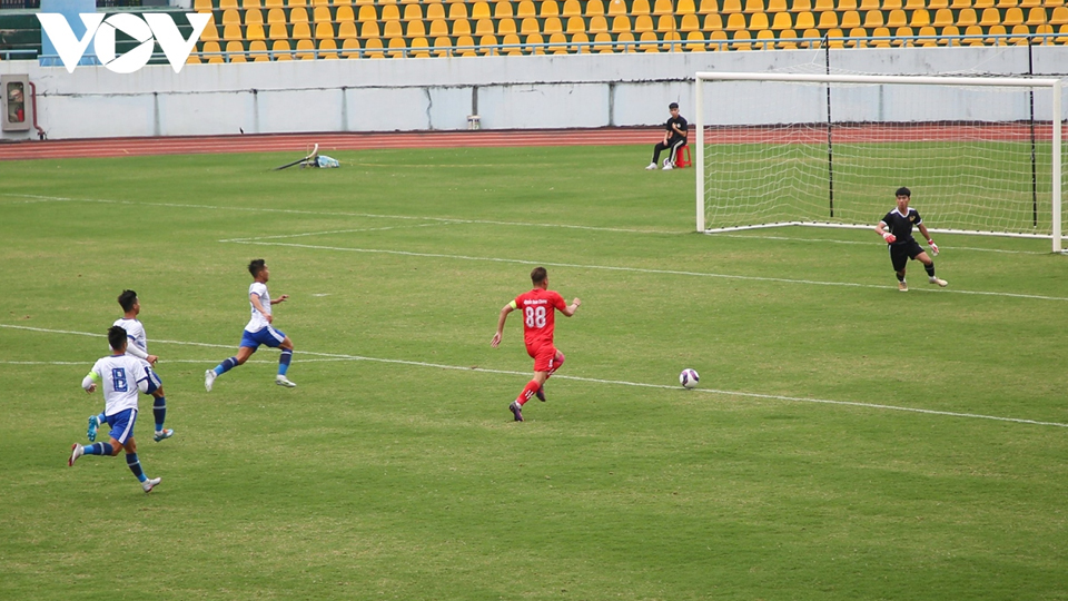 Khởi tranh môn bóng đá nam Đại hội thể thao toàn quốc lần thứ IX tại Quảng Ninh