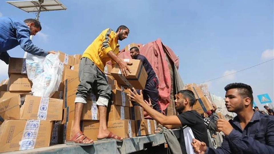 UNRWA đứng trước nguy cơ dừng hoạt động ở Dải Gaza vì thiếu nhiên liệu