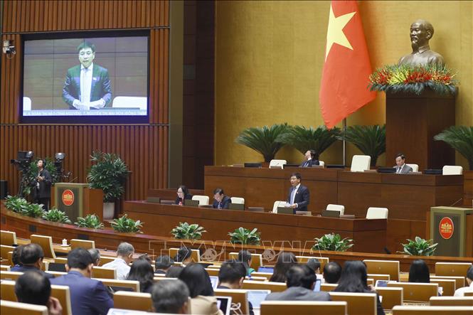 Bộ trưởng Bộ Giao thông vận tải Nguyễn Văn Thắng phát biểu giải trình, làm rõ một số vấn đề đại biểu Quốc hội nêu. Ảnh: Doãn Tấn/TTXVN 