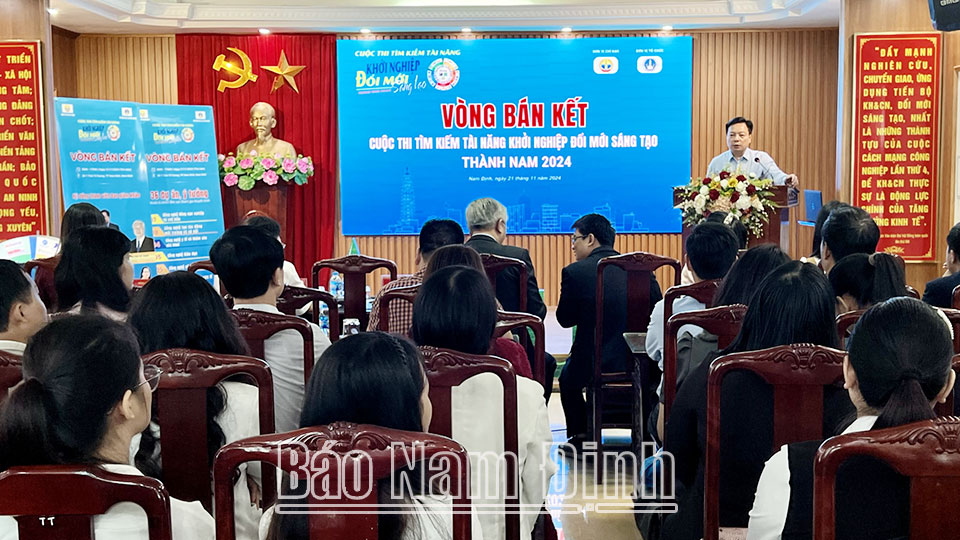 Quang cảnh vòng bán kết Cuộc thi. 