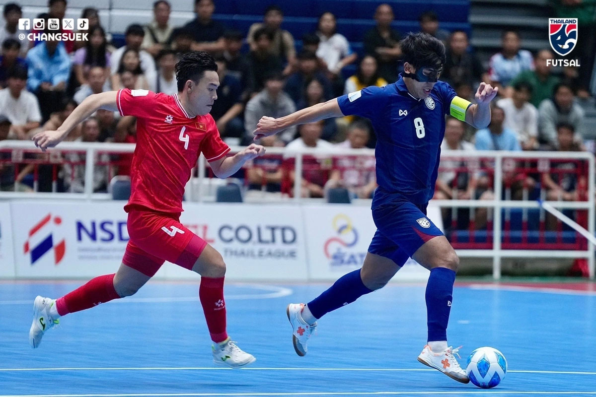 Thi đấu xuất thần, ĐT Futsal Việt Nam đánh bại Thái Lan ngay trên sân khách