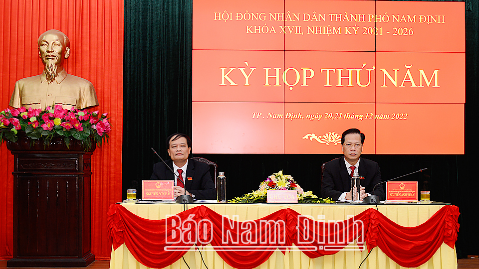 Kỳ họp thứ năm HĐND thành phố Nam Định