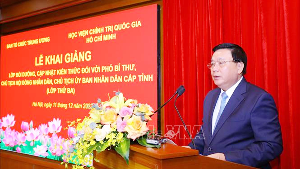 Bồi dưỡng, cập nhật kiến thức đối với Phó Bí thư, Chủ tịch HĐND, UBND cấp tỉnh