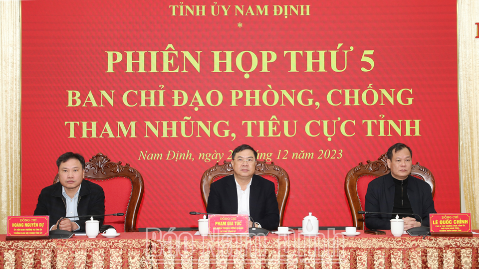 Đẩy mạnh công tác phòng, chống tham nhũng, tiêu cực, không ảnh hưởng phát triển kinh tế của tỉnh