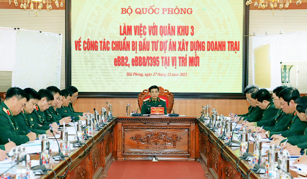 Đại tướng Phan Văn Giang làm việc tại Quân khu 3 về công tác chuẩn bị đầu tư dự án xây dựng doanh trại tại Quảng Ninh và Nam Định