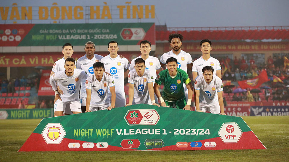 Đội hình CLB Thép xanh Nam Định.