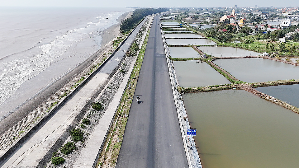 Đảm bảo trật tự an toàn giao thông tuyến đường bộ ven biển đoạn qua địa bàn tỉnh