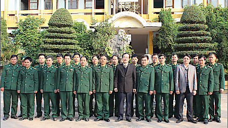 Đồng chí Bí thư Tỉnh ủy thăm, chúc Tết cán bộ, chiến sĩ Đồn Biên phòng Ngọc Lâm và Hải đội 2