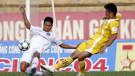 Vòng 16 Giải bóng đá vô địch quốc gia V-League 2014: Vicem Hải Phòng thua QNK Quảng Nam 0-2 ngay trên sân nhà