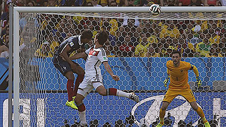 Đức 1-0 Pháp: Les Bleus chưa trả được nợ