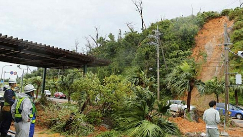 Ít nhất 53 người thương vong do bão Neoguri