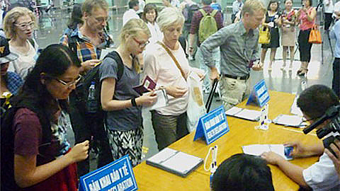 Dịch bệnh Ebola bùng phát: Nỗi ám ảnh toàn cầu