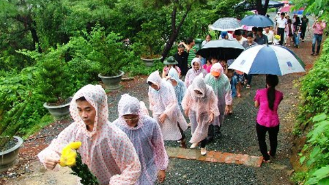 Hàng vạn người viếng Đại tướng Võ Nguyên Giáp dịp Tết Độc lập