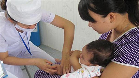 Tiêm miễn phí vắc-xin sởi, rubella cho 23 triệu trẻ em