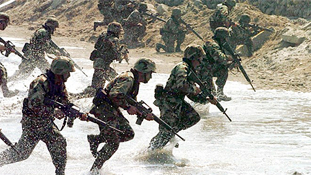 NATO thành lập lực lượng sẵn sàng triển khai nhanh