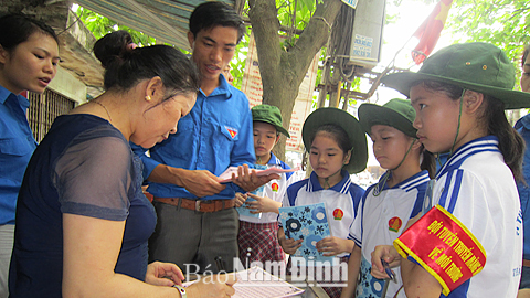 Thanh, thiếu niên Thành phố Nam Định tham gia xây dựng văn minh đô thị