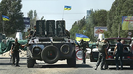 Quân đội Ukraine tăng cường lực lượng ở Mariupol