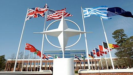 NATO để ngỏ khả năng kết nạp Ukraine
