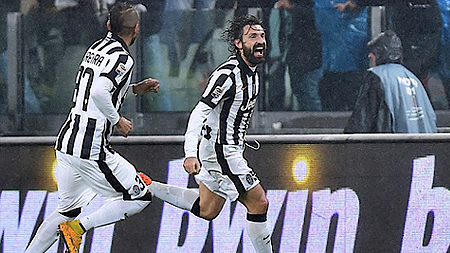 Thắng trận derby, Juventus củng cố ngôi đầu bảng