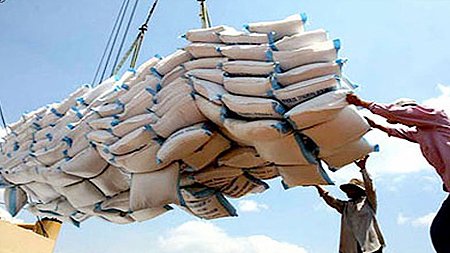 Xuất khẩu gạo tăng về giá trị, giảm về khối lượng