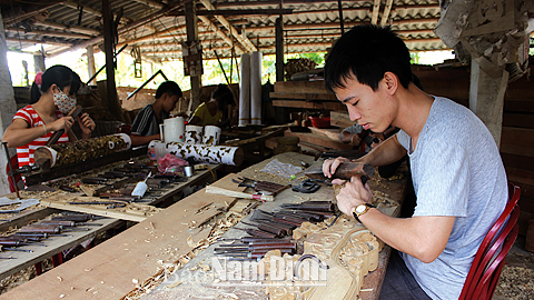 Làng nghề mộc Kim Thành