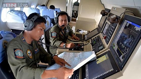 Nỗ lực tìm kiếm máy bay của AirAsia mất tích