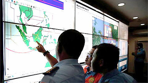 Indonesia khẳng định các mảnh vỡ là của chiếc QZ 8501 gặp nạn