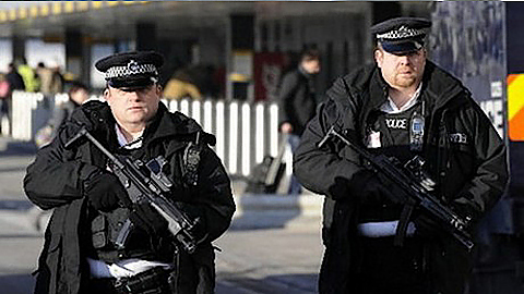 Châu Âu bắt đầu làm "nóng" hệ thống an ninh