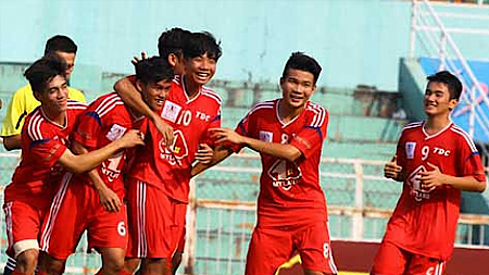 Giải vô địch U19 quốc gia 2015: Xác định bảy đội vào chung kết trước một vòng đấu