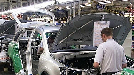 Tỷ lệ lạm phát tại Anh lần đầu tiên giảm xuống mức 0%