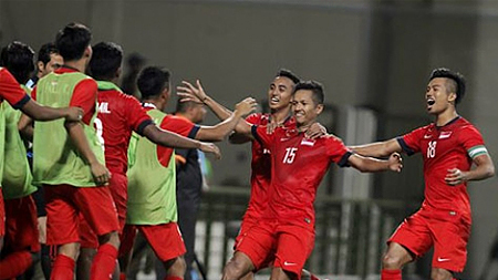 Đại hội Thể thao Đông - Nam Á - SEA Games 28: ĐT U23 Singapore và ĐT U23 Thái-lan cùng thắng với tỷ số 1-0