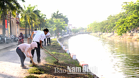 Tiết kiệm tài nguyên trong sản xuất và tiêu dùng